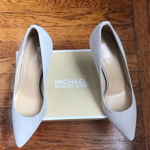 Michael by Michael kors neutral heel